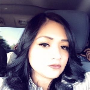 Meet your Posher, Anahi